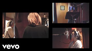 Maddie &amp; Tae - Tourist In This Town (In The Studio)