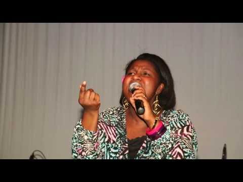 Evelyn Amo - Inspirational Worship Songs For Prayer Times