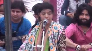 Nooran Sisters Patakha Guddi Live AT India