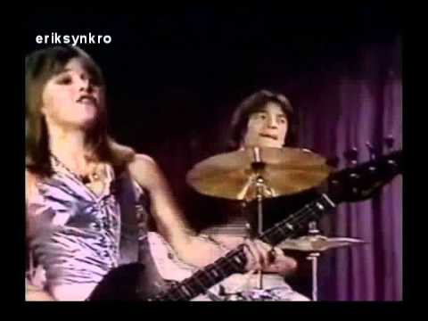 SUZI QUATRO - The race is on.flv