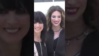 Nach Nena-Auftritt mit Helene Fischer hagelt es im Netz Kritik #helenefischer #nena #shorts