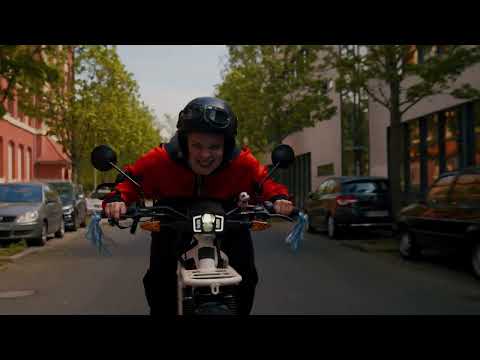 WILLMAN - Ich schmeiß den Laden selbst (ft. Haszcara ft. Vroni Frisch)