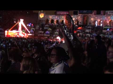 Deadmau5 - I Remember @ E.D.C. 2010 Los Angeles [HD]