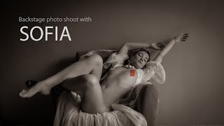 Download lagu Backstage photo shoot with model Sofia. mp3 Download lagu Backstage photo shoot with model Sofia. mp3