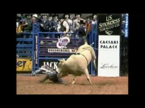 PBR 2002: Sling Blade wrecks Scott Mendes