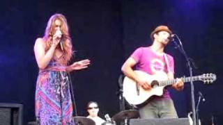 Jason Mraz ft Joss Stone - Details In The Fabric
