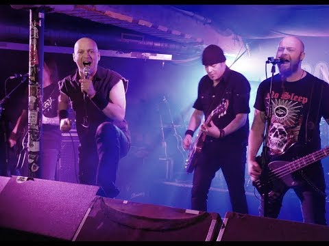 MAXXWELL: Heads Or Tails +++ Slapshot - Bastard Club Osnabrück/Germany - 2019-10-30