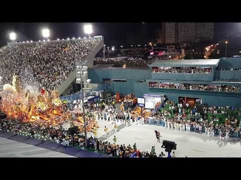 Carnaval Rio de Janeiro 2020 - Grande Rio a arrancada