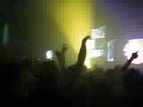 Armin van buuren  live @ the guvernment Toronto 2007