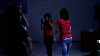 Download lagu Perawan Dalam Kelambu REMIX Rakat punya. mp3