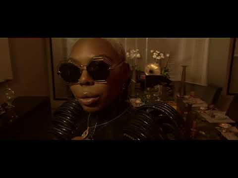 Summer Pearl - War (Official Video)