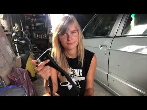 Rocket Bunny bodykit installation on a pre-facelift E30.