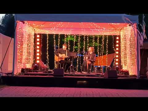 Nelgid - Vaiko Eplik ja Marcella Emilie Soonik