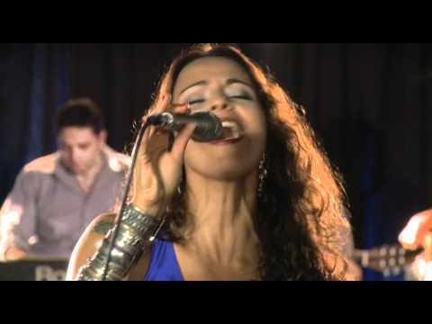 Tributo Elis Regina-Barbara Mendes