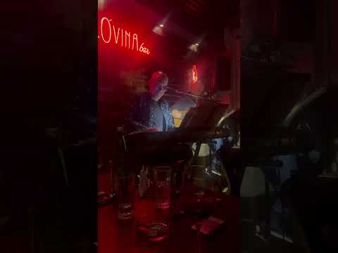 Vlada Stojanovic - Ne kuni me , ne ruzi me majko