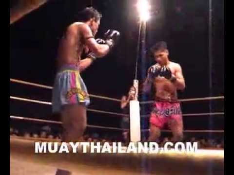 A Lanna Trilogy   Den's Muay Thai Fight