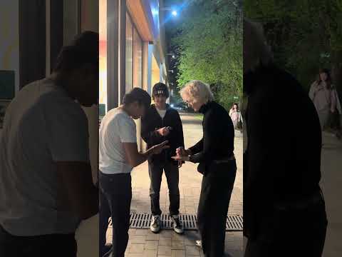 Оцените их технику в комментариях