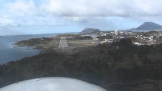 preview picture of video 'Florø, Norway - Approach and Landing Runway 25'