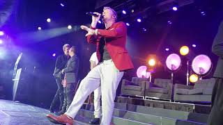 Backstreet Boys Cruise 2018- Straight Through My Heart &amp; BIGGER