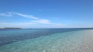 preview picture of video 'Pulau Rutong (Pasir Putih) Taman Wisata Laut 17 Pulau Riung - NTT'