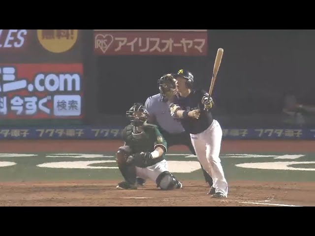 【9回表】ポール直撃!! ホークス・鶴岡の移籍後初ホームラン 2015/8/22 E-H