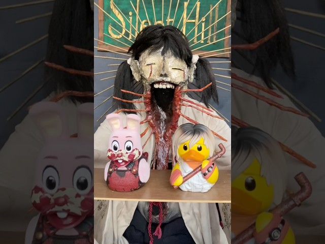 Vídeo relacionado con TUBBZ Mini: Chainsaw Man Figura Mini Coleccionable de Pato de Goma Disfrazado