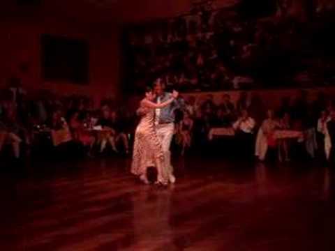  Luna Palacios  and  Dany Garcia  are  dancing  to  the  milonga  "  Tango Negro  "