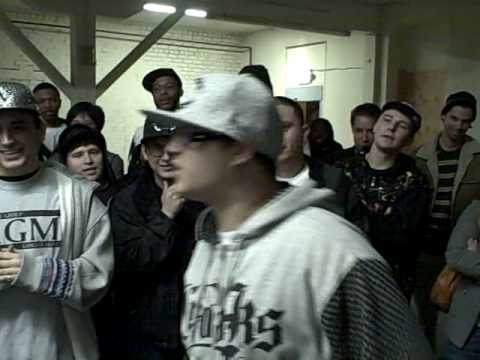 Chase Moore vs Vokab