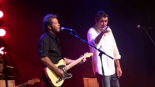 Troy Cassar-Daley & Adam Harvey - Lights On The Hill