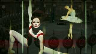 Kate Bush -  It Hurts Me ( L'amour--marche avec un etranger )