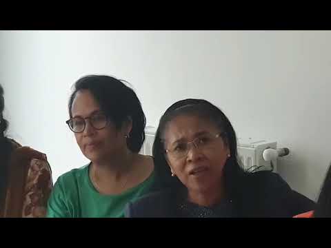 Indro Efa mandondona eo ambaravarana Aho ( Antsany Avo)