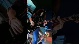 Download lagu GAYA YANG MENYATU DENGAN MELODI ( Guns N' Roses - Estranged PART1 ) #shorts #short #shortvideo mp3
