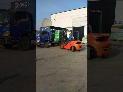 Forklift Loading Technique #forklift #loading #technique #youtubeshorts