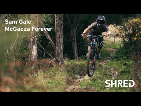 Sam Gale (16 years old) Keeps Kelly McGarry's Legacy Alive (Oct. 2017) | Mountain Bike
