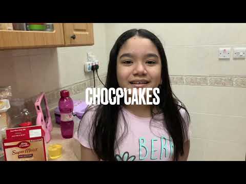 Vlog #2 Choclate Cupcakes ft.Azita Alexis