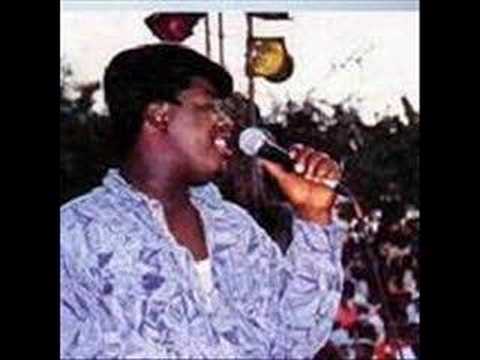 Courtney Melody - Screechie Across The Border