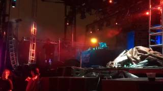 Run the Jewels - Talk to Me (New Track from RTJ 3)