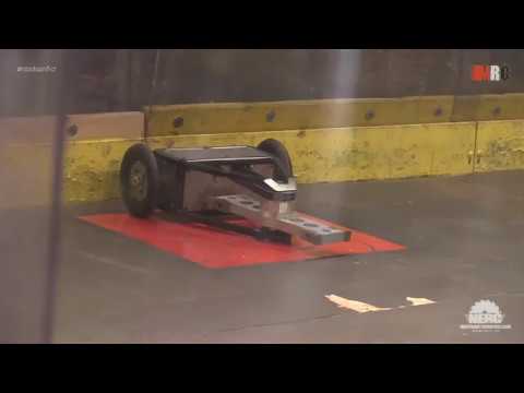 Kit-D-Kat vs MegatRON - 30lb - Motorama Robot Conflict 2019
