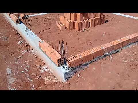 #28 How to highlight the first row of a building.