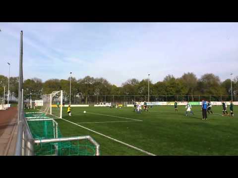 Jelle neemt de strafschop