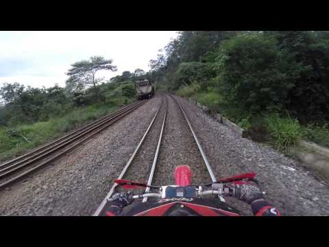 Trilha do Verde - 01-06-14 - Olha o Trem!!!