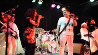 Fairytale of New York IT Bites and Christina Booth (Magenta)