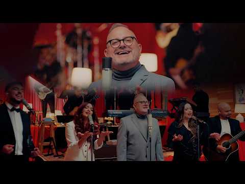 Marcos Witt Ft Montesanto - Mas El Dios De Toda Gracia/Quiero Levantar Mis Manos (Video Lyric)