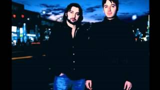 Deep Dish +Soda athens (30-12-2001) part 1 of 4