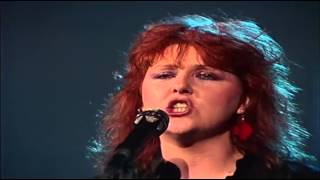 Maggie Reilly &amp; Mike Oldfield - Get to France 1984