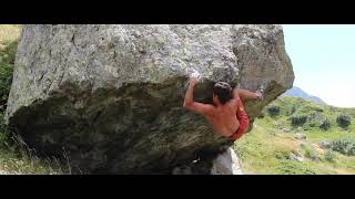 Video thumbnail: Le pied de la Sybille, 7c+. Ailefroide