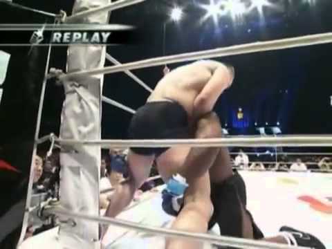 18 Kevin Randleman vs Mirko Cro Cop Filipovic PRIDE Shockwave 2004 31 12 2004