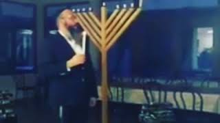 Зажигание первой Ханукальной свечи в МГПИ «Бейт Хана»