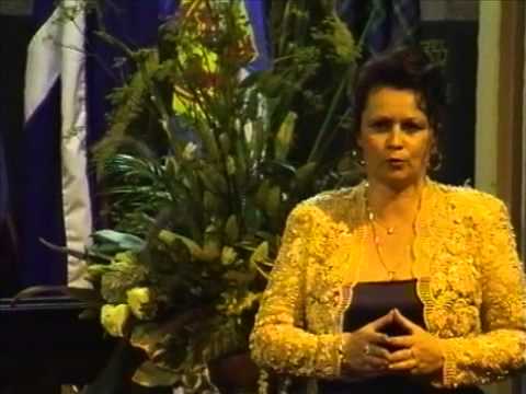 Sylvia Virag - Ave Maria