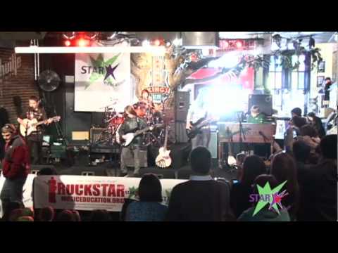 RockSTAR Music Education - BB King's Blues Club - 5 and Dime - 2 - Nashville.mov